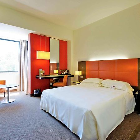 Mercure Reggio Emilia Centro Astoria Exterior foto