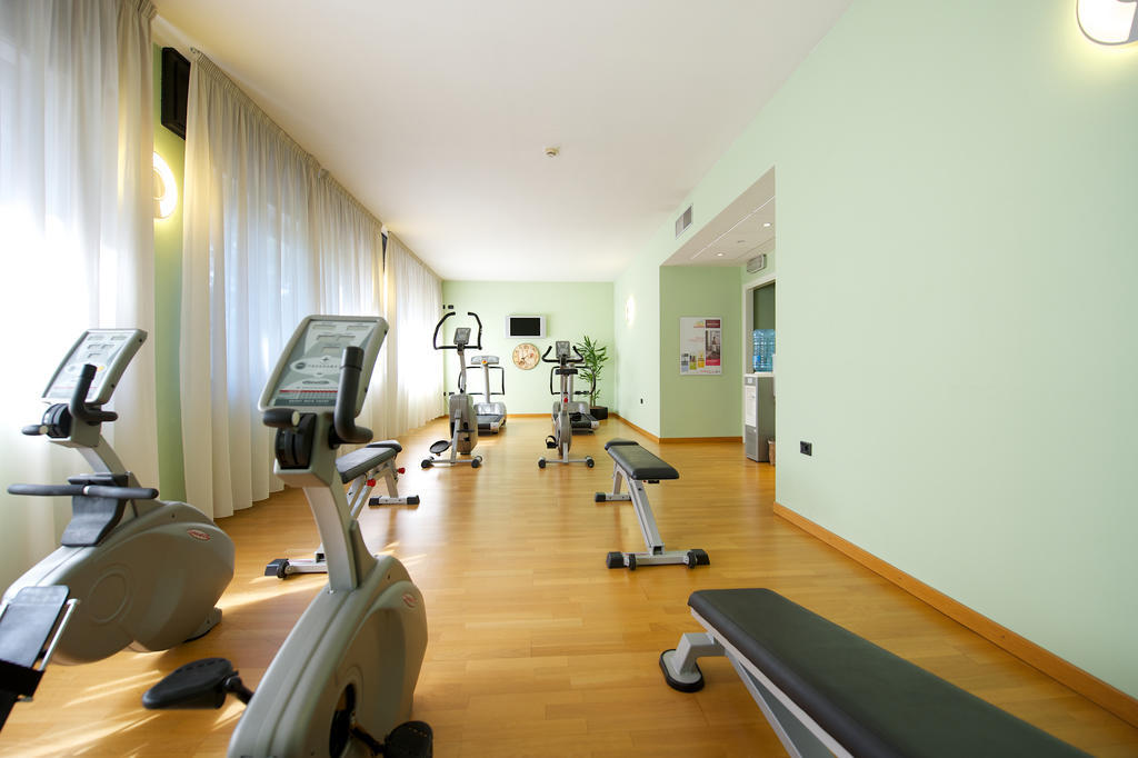 Mercure Reggio Emilia Centro Astoria Exterior foto